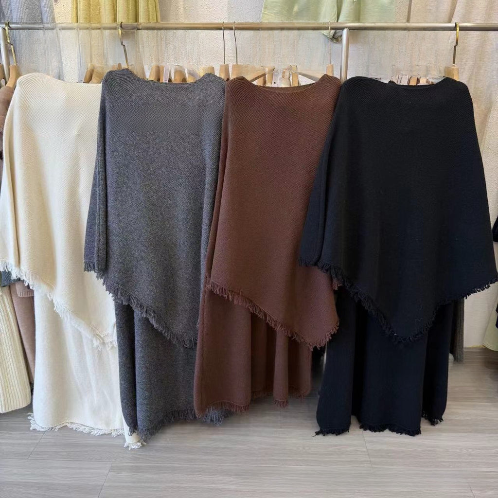 Women?s Knitted Suit - Two-piece set knitted cape jacket and matching skirt