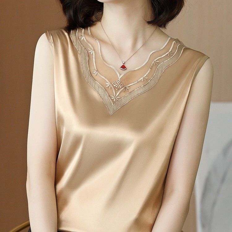 Women's halter top