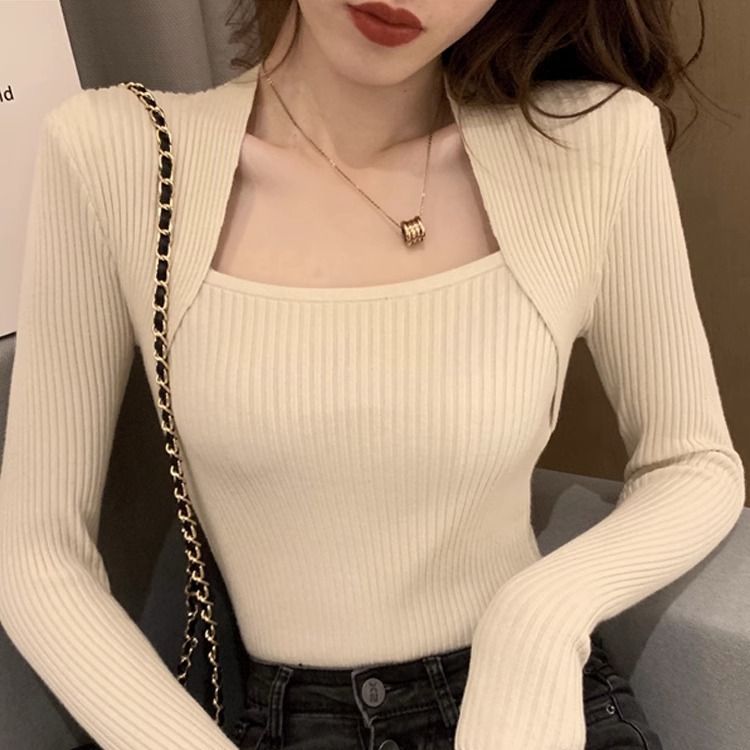 Women's Pullover with square neckline as base layer