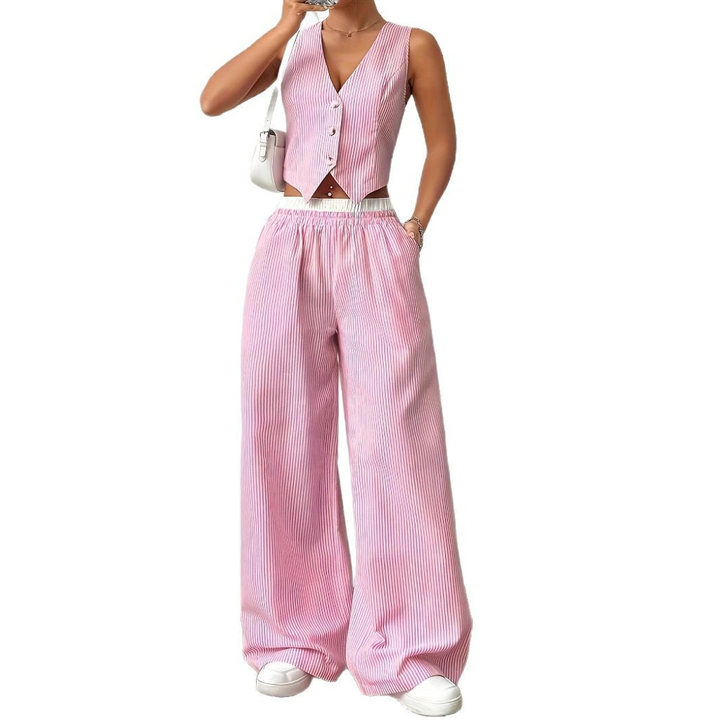 V-neck pullover contrasting color high-waisted pants