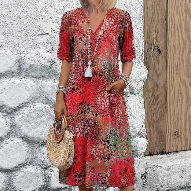 Small floral long-sleeved shirt with lace trim dress