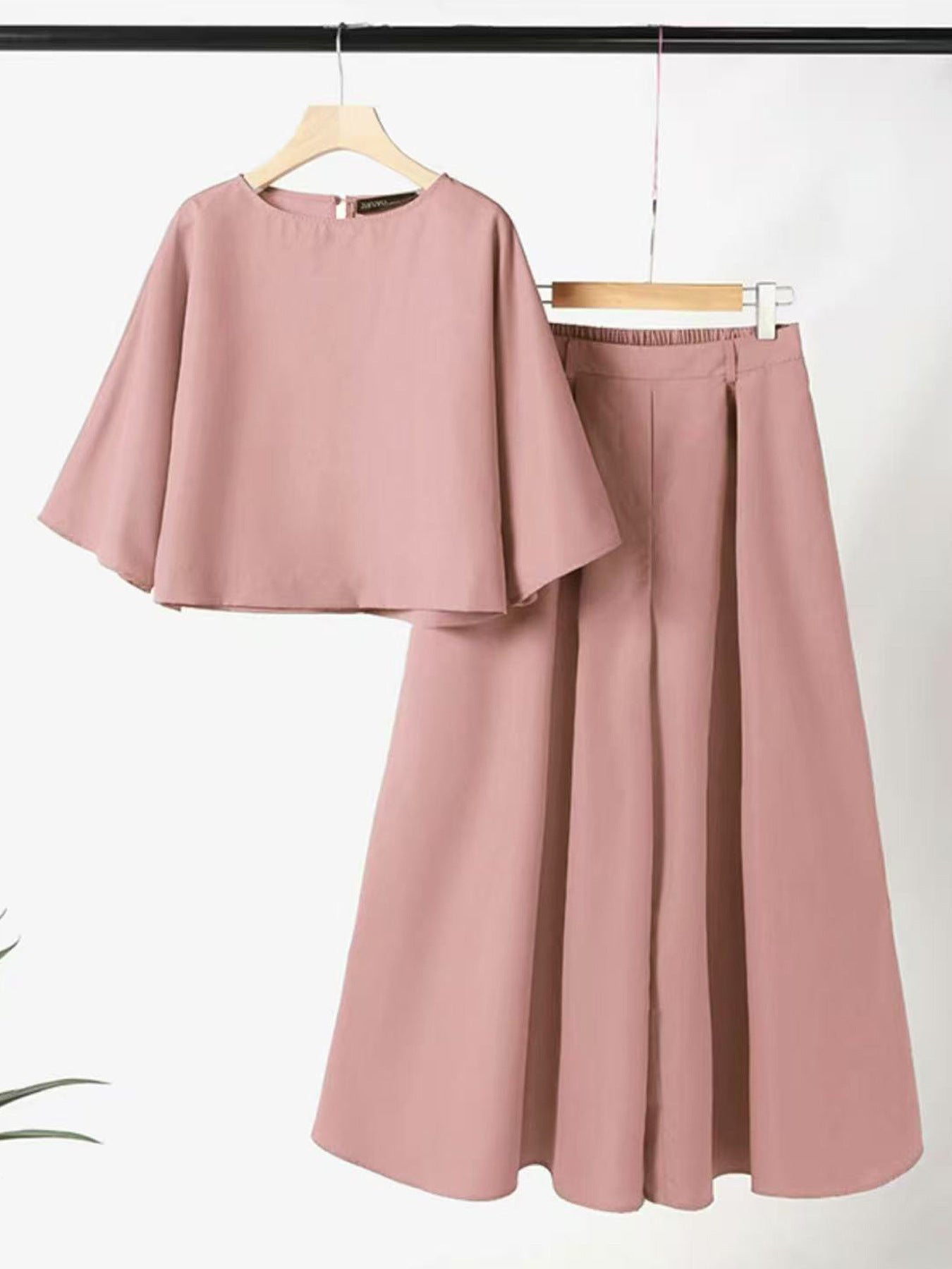 Solid Color Short-sleeved Casual Loose Trousers
