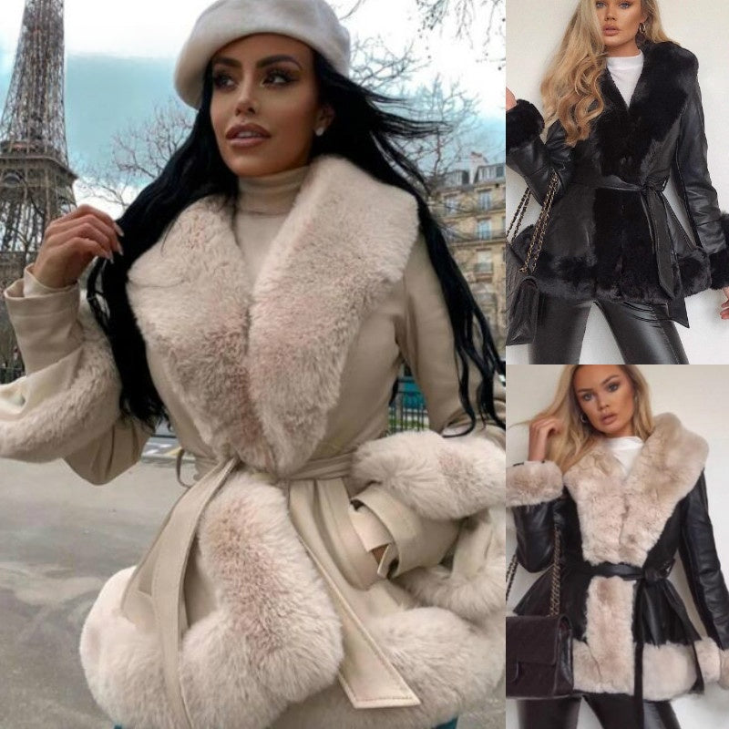 Long-sleeved parka with artificial fur collar