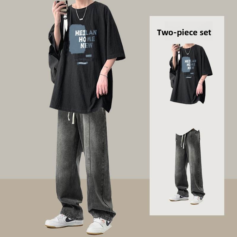 Short-sleeved T-shirt and straight-leg jeans set