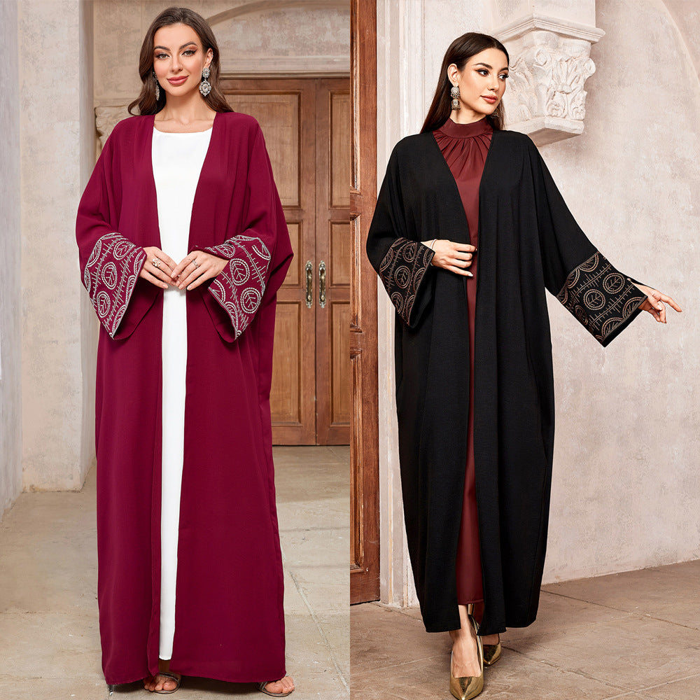 Embroidered cardigan robe with bat sleeves