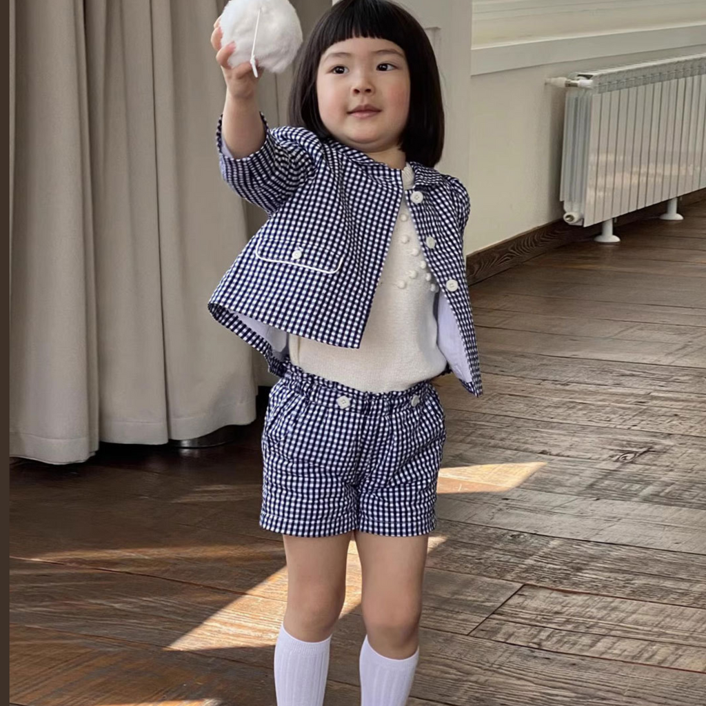 Check-patterned children's clothing - Set top and shorts