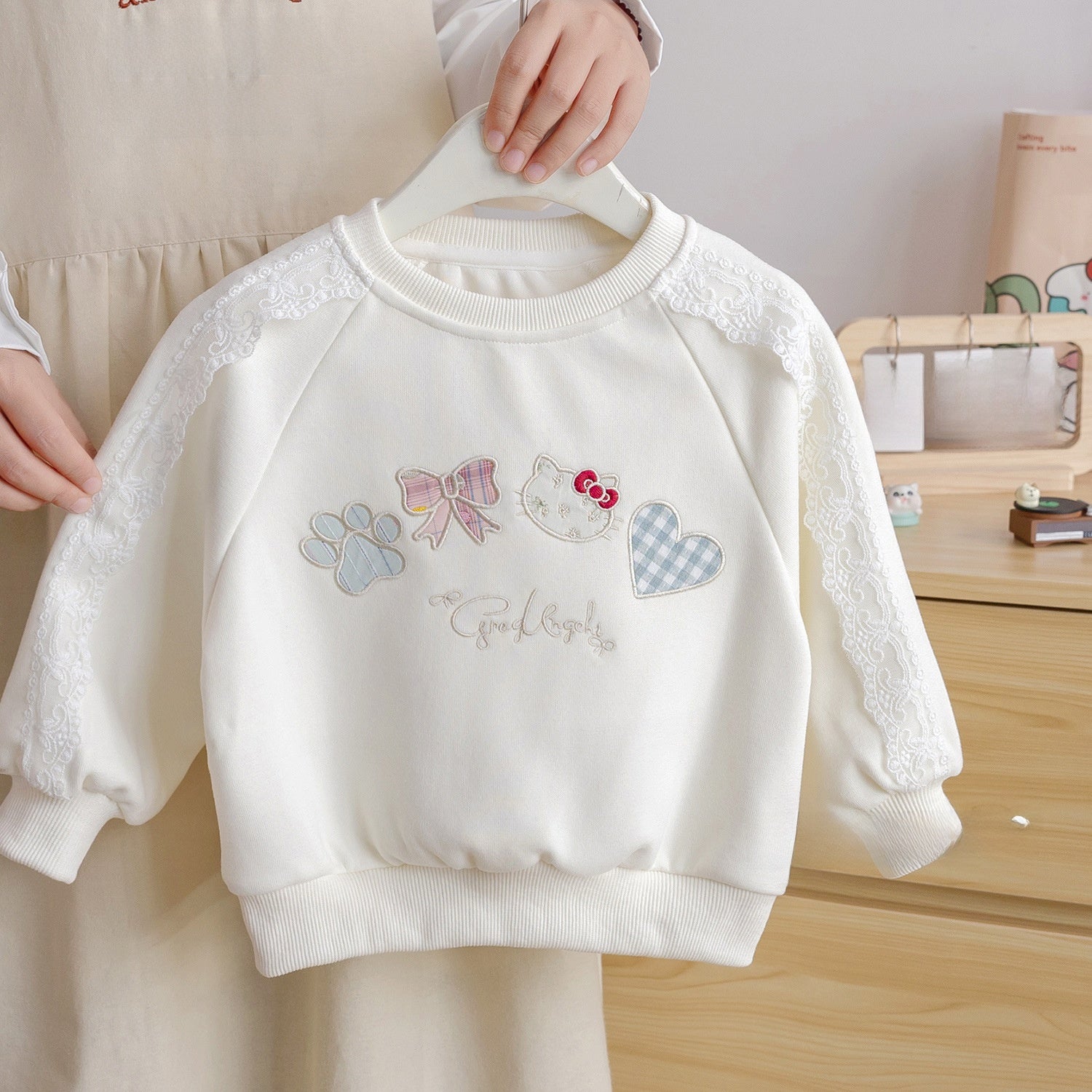 Cute cartoon sweatshirt for girls