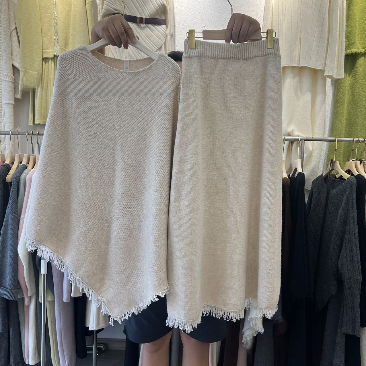 Women?s Knitted Suit - Two-piece set knitted cape jacket and matching skirt