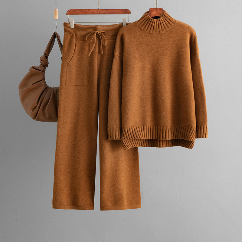 Women's Knitted Suit