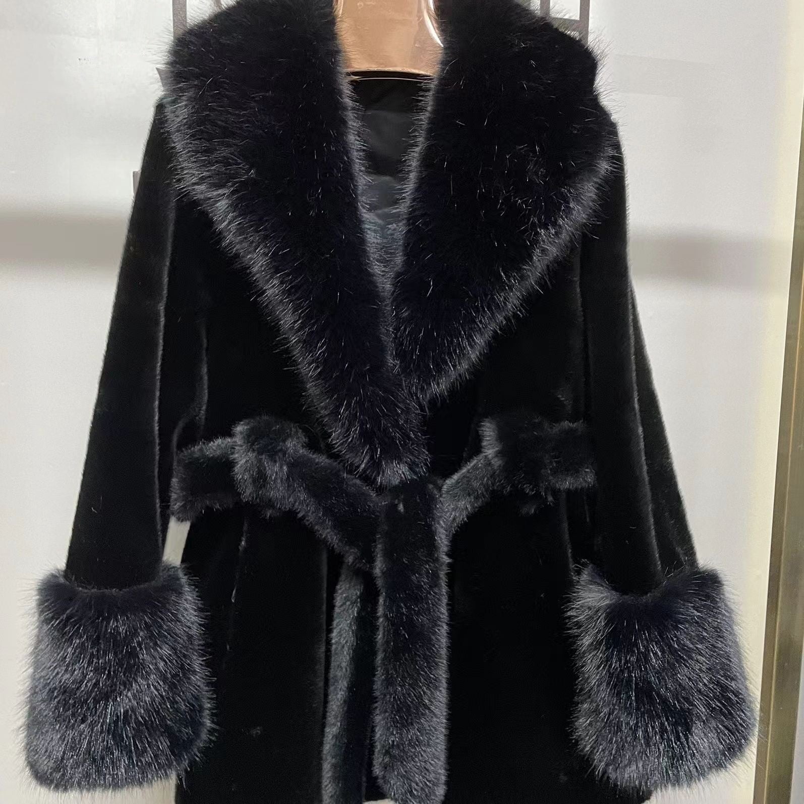 Plush coat High Fashion version