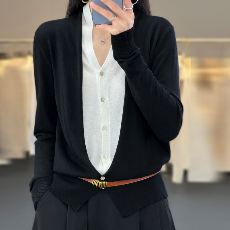 Women's V-neck Two-tone Knit Cardigan