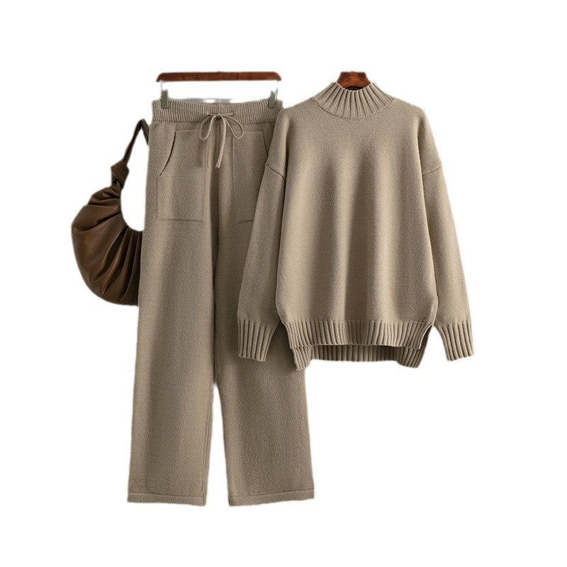 Women's Knitted Suit