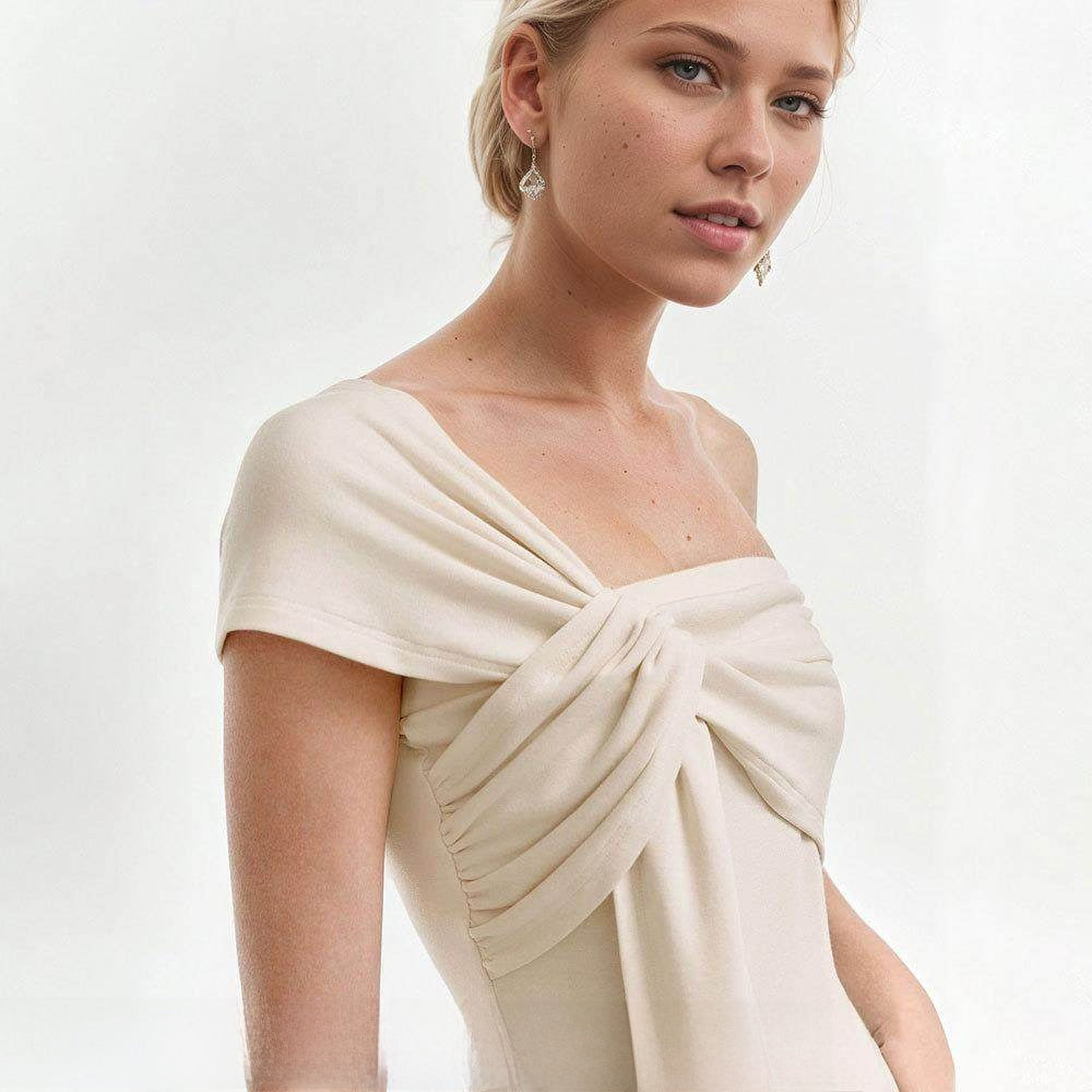 Strapless sleeveless T-shirt