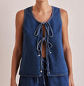 Casual sleeveless lace-up high-waisted vest and denim shorts