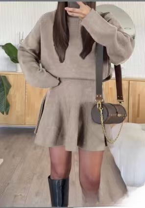 Women's Knitted Suit