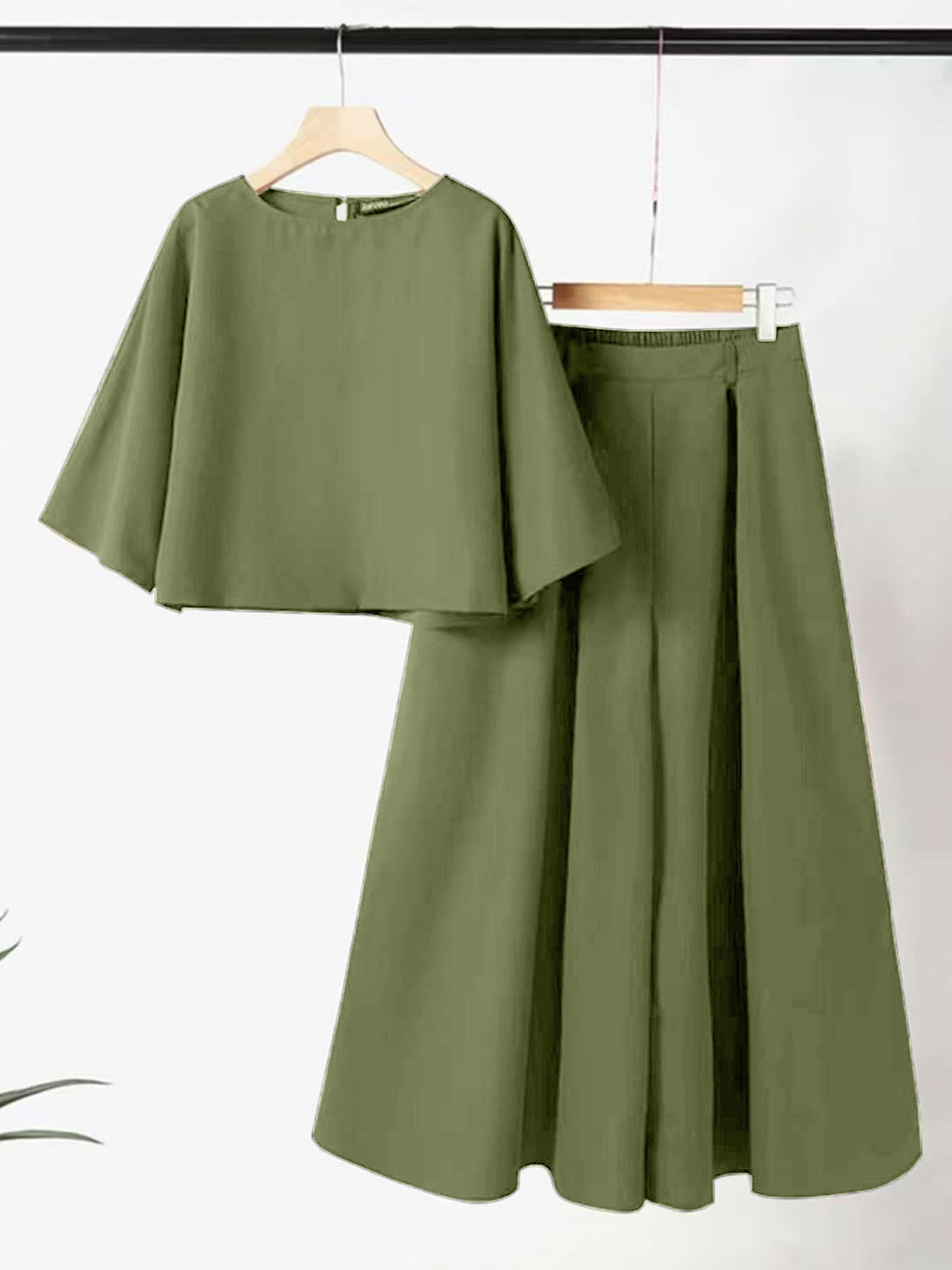 Solid Color Short-sleeved Casual Loose Trousers