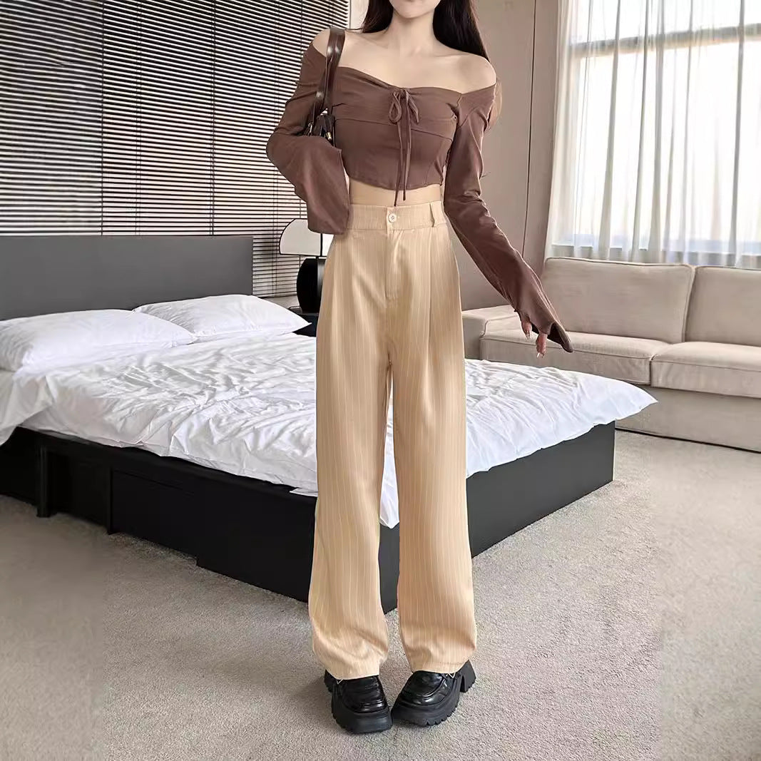 Slimming and flowing striped straight-leg suit pants