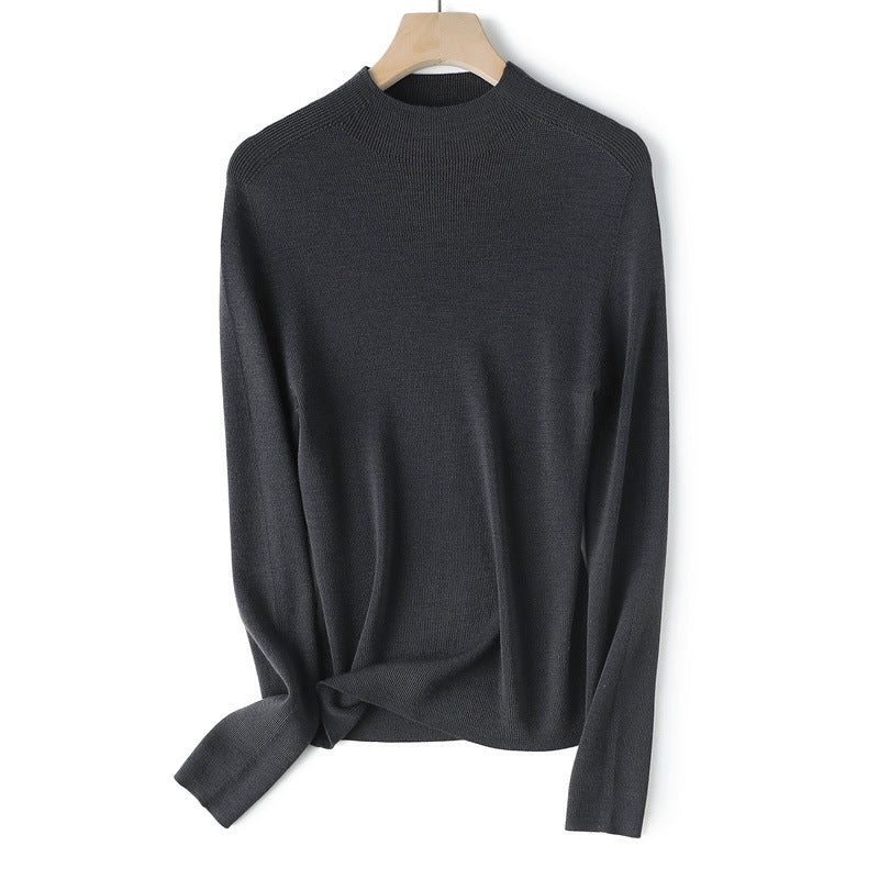Half-turtleneck and long sleeves sweater