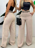Simple and form-fitting suit trousers