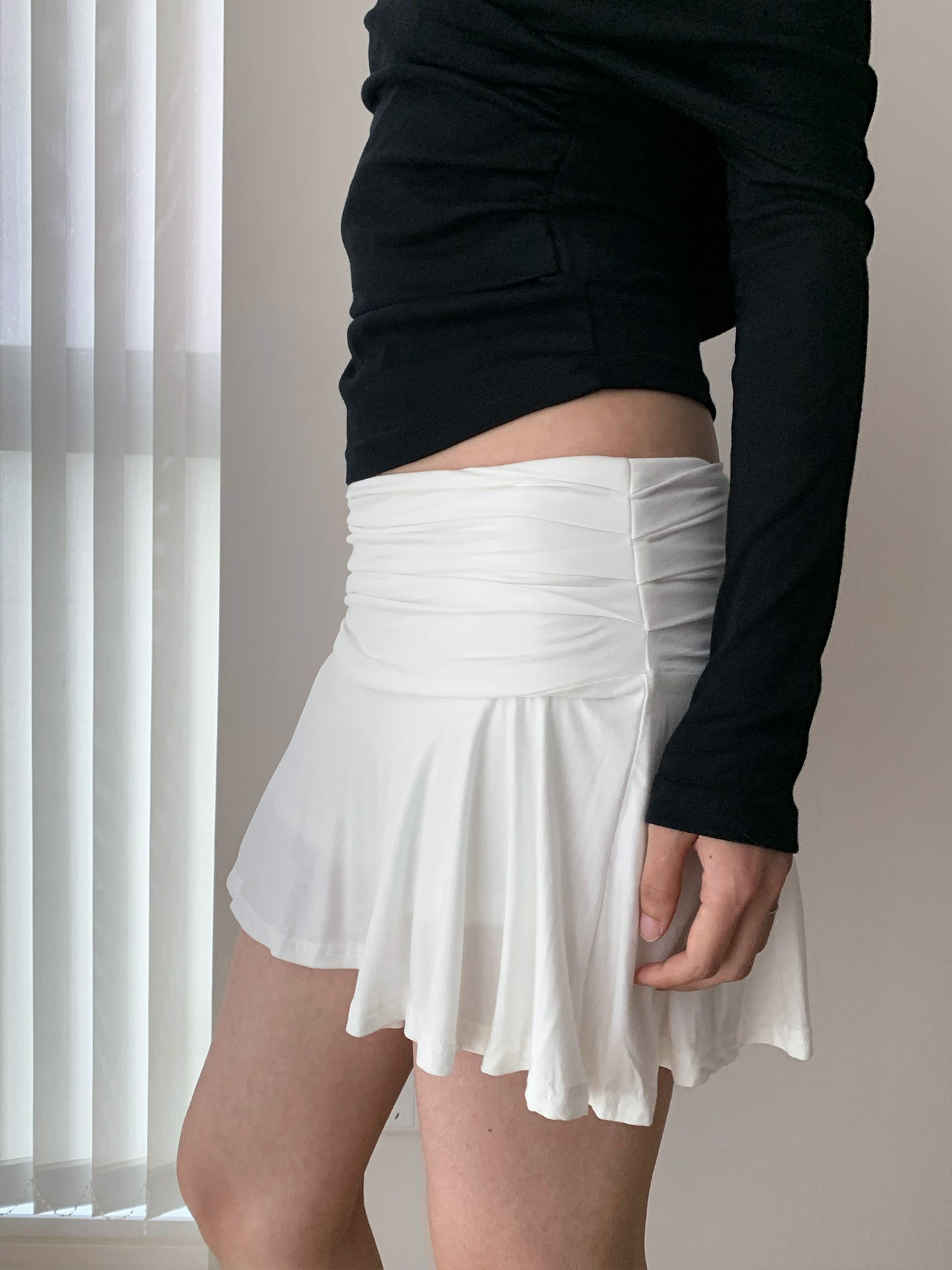 Anti-exposure midi skirt