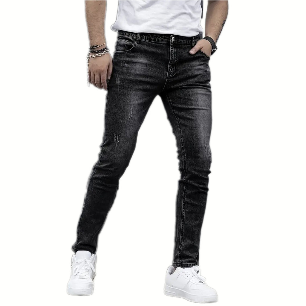 Men's casual solid-colored jeans